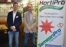 Lennart Simons and Jürgen Brokelman of HortiPro. Lennart is a new face at the company and SemeonPro a new pheromone product.